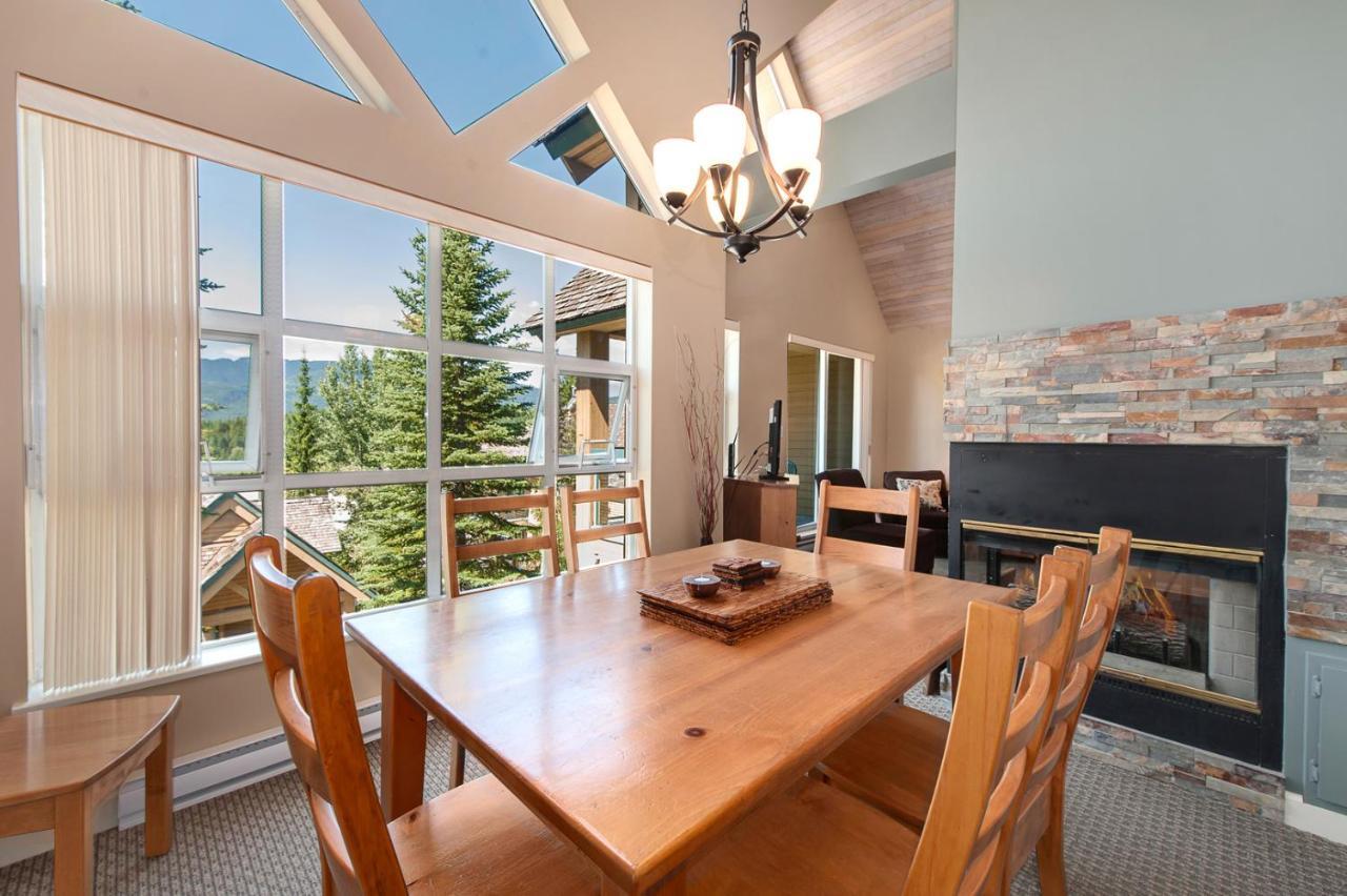 Snowbird Townhouses By Elevate Vacations 휘슬러 외부 사진