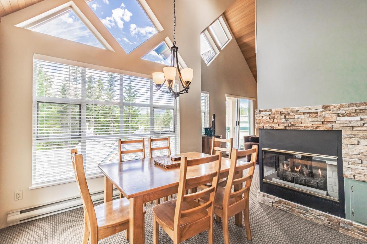 Snowbird Townhouses By Elevate Vacations 휘슬러 외부 사진